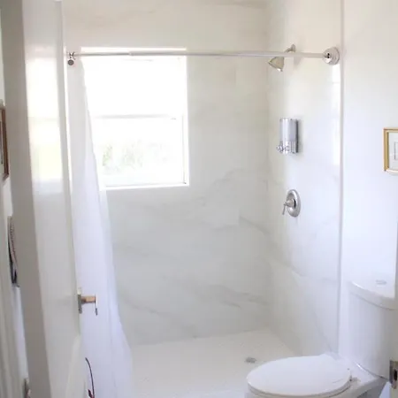 Spacious And Comfy Suite Near Mia 2 Queen Beds Miami Exterior photo