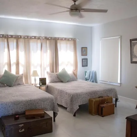 Spacious And Comfy Suite Near Mia 2 Queen Beds Miami Exterior photo