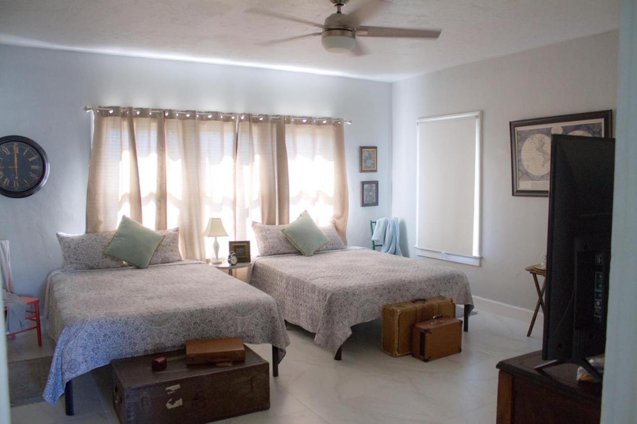 Spacious And Comfy Near Mia 2 Queen Beds Homestay Miami